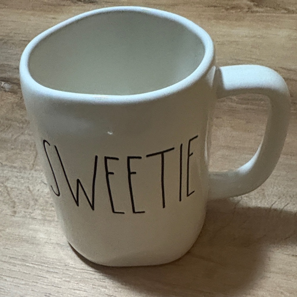 Rae Dunn SWEETIE Coffee mug